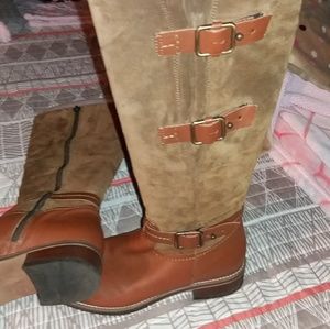 Boots cognac Clarks.